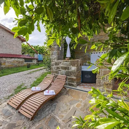 شقة Touristfarm - 