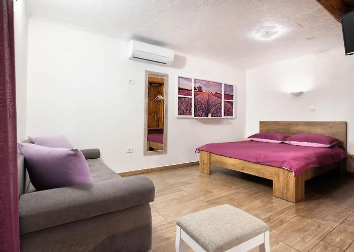 شقة Touristfarm - 